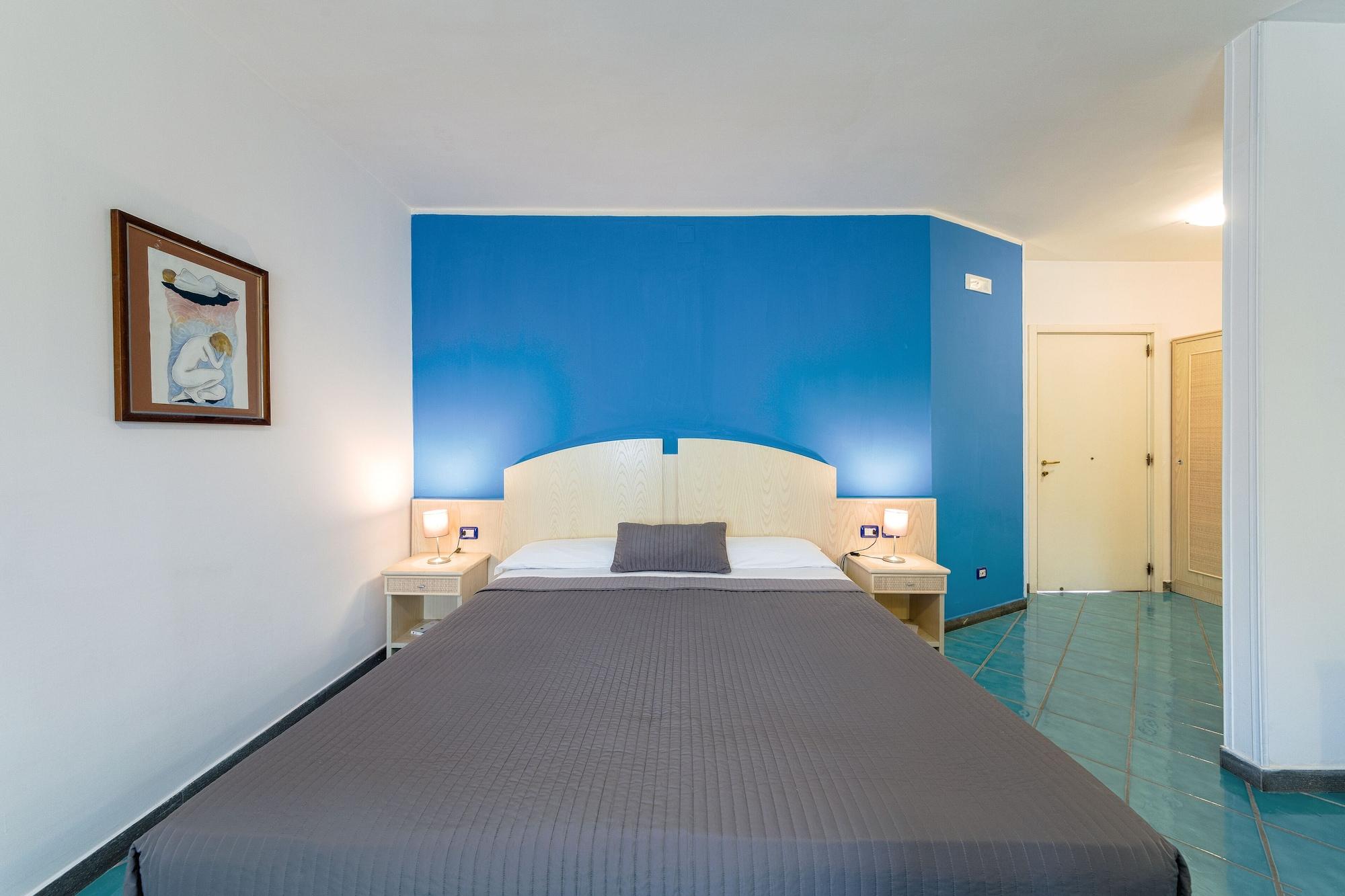 Agave Hotel Поцуоли Екстериор снимка
